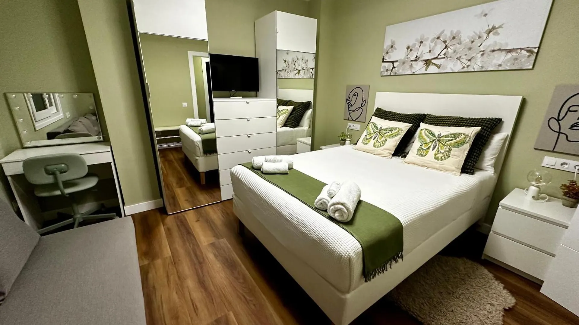Bastinazo Alohadream - Luxury Premium - Dormirdcategoria Condeto En La Mejor Ubicacion De La Ciudad, Especial Grupos, Insonorizado, Aire Acondicionado En Todas Las Habitaciones, Tv 100