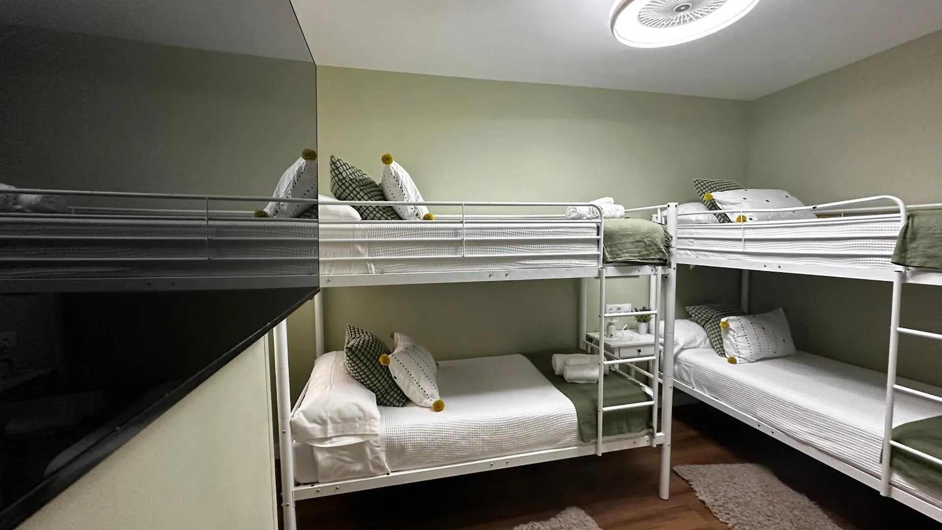 아파트 Bastinazo Alohadream - Luxury Premium - Dormirdcategoria Condeto En La Mejor Ubicacion De La Ciudad, Especial Grupos, Insonorizado, Aire Acondicionado En Todas Las Habitaciones, Tv 100